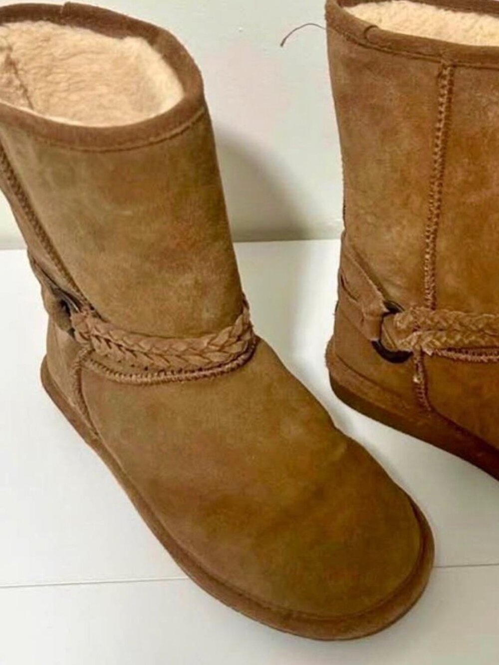 Tan Bear Paw Lined Pull-On Winter Boots Size 10